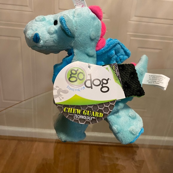 Brand New GoDog Toy With Clinker & Squeaker.9” - Picture 3 of 6